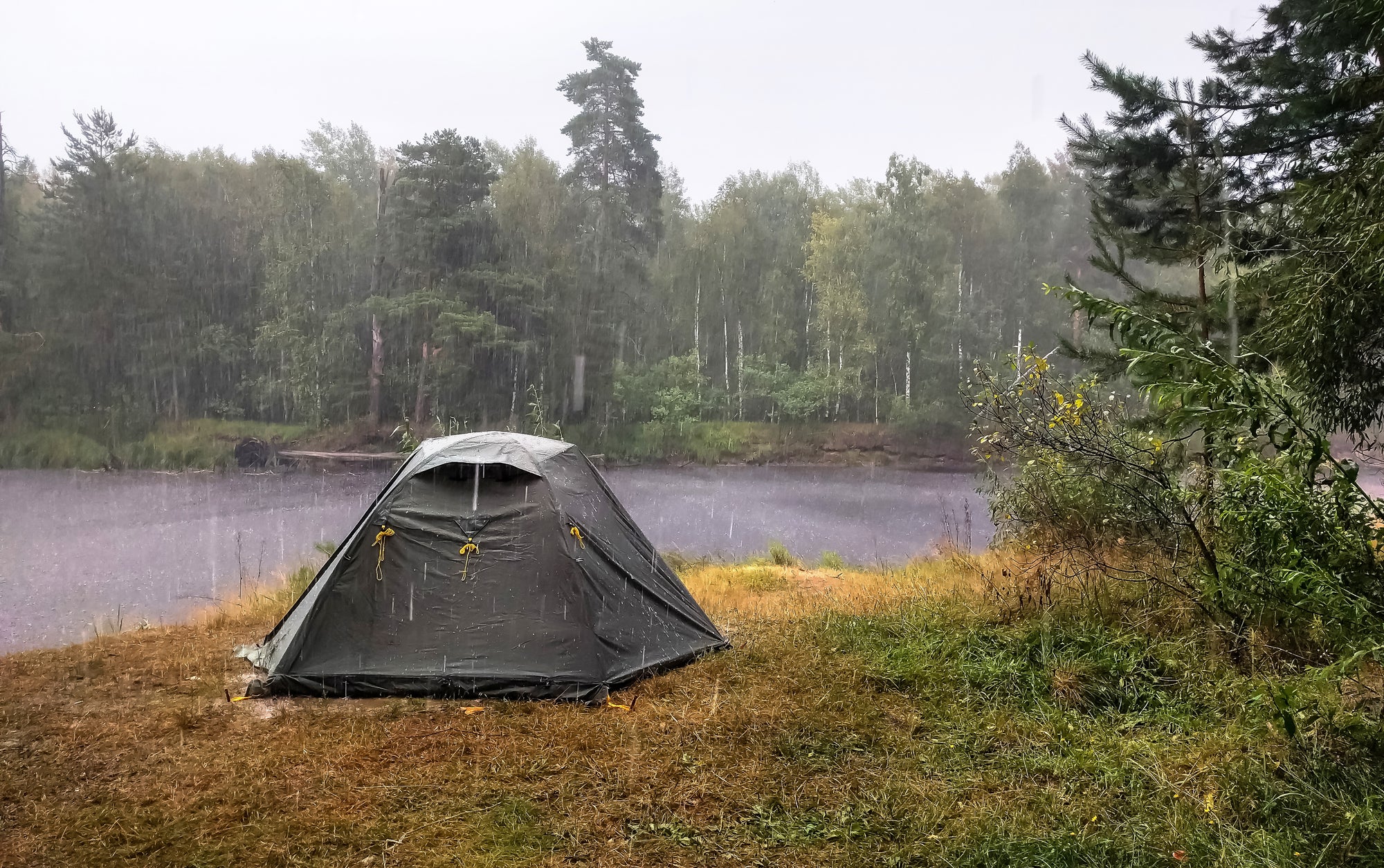 How to Waterproof a Tent: Helpful Tips for Staying Dry While Backpacking